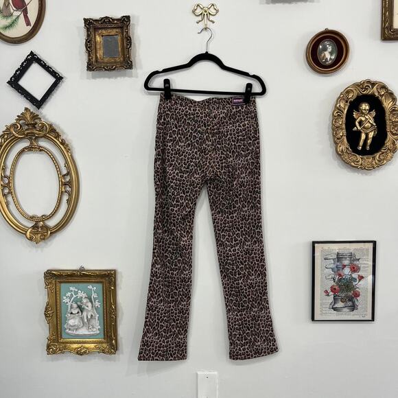Vintage Y2K Bubblegum USA Leopard Print Flare Pants size 28 - Picture 4 of 7